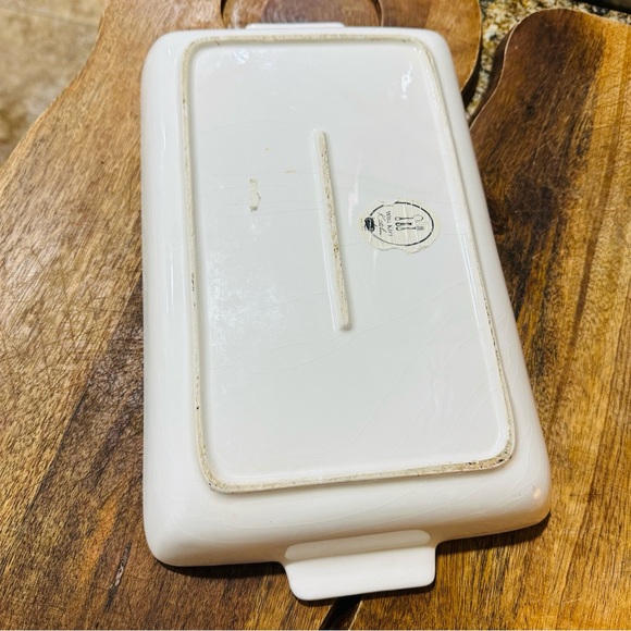 FARMHOUSE Red and White Serving platter with Vintage Cow Design white black red - Picture 6 of 8